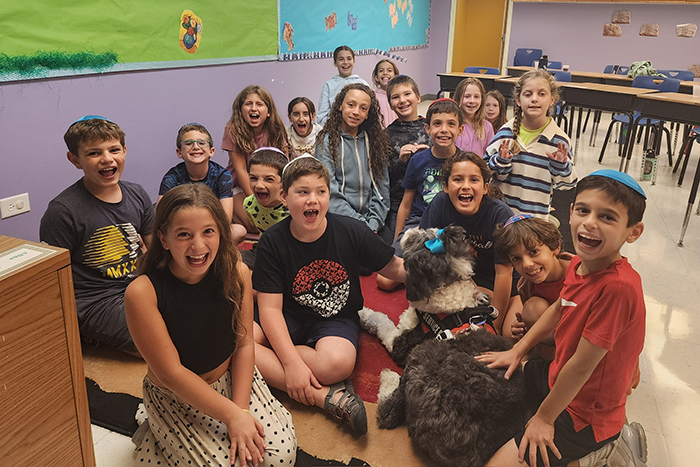 Photo of the students in the 4th grade Bet class in the 2025-26 school year